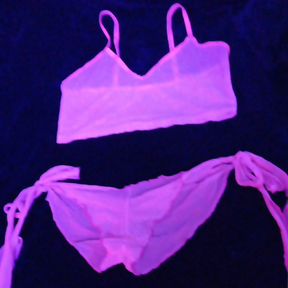 Pink Bikini Set - Picture 7 of 8